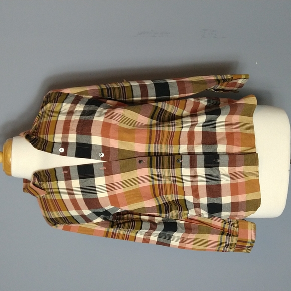 Madewell Tops - Maxwell plaid button down small shirt